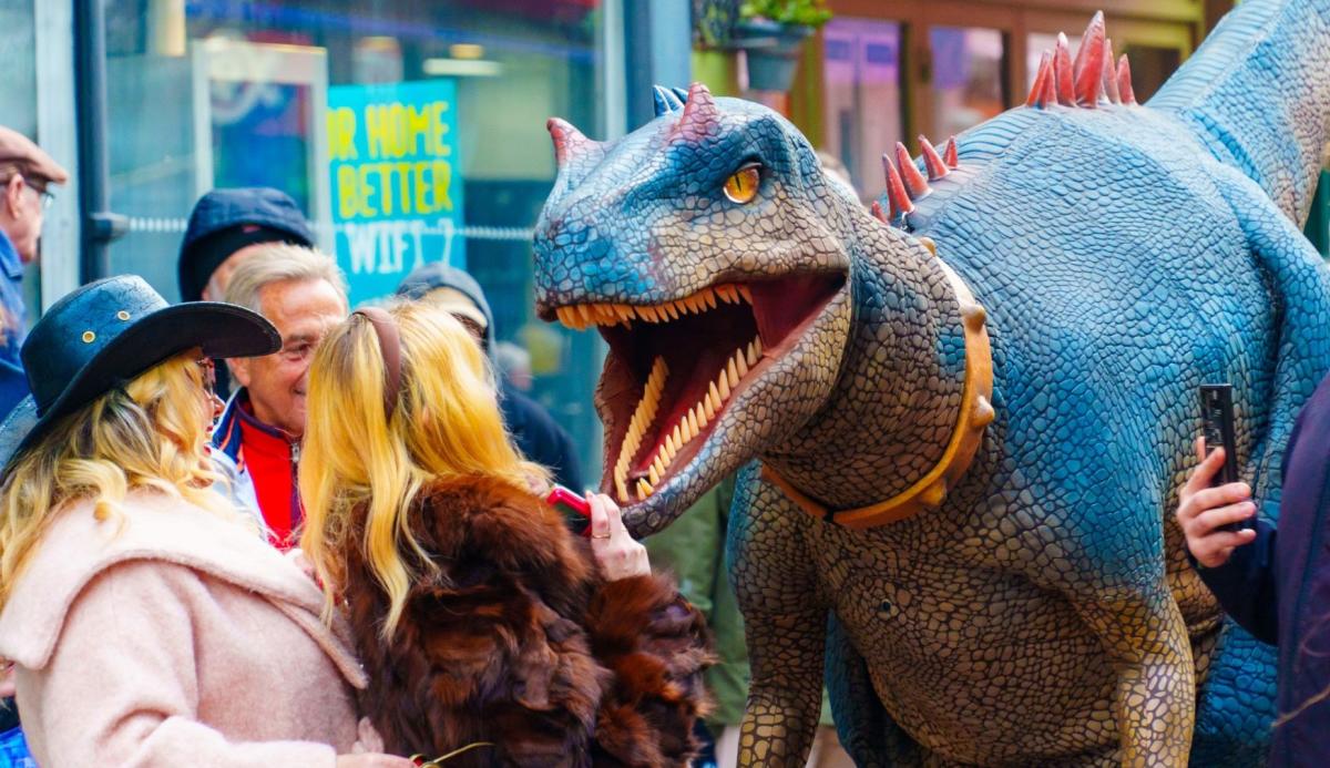 Chase the Dinosaur, Weymouth