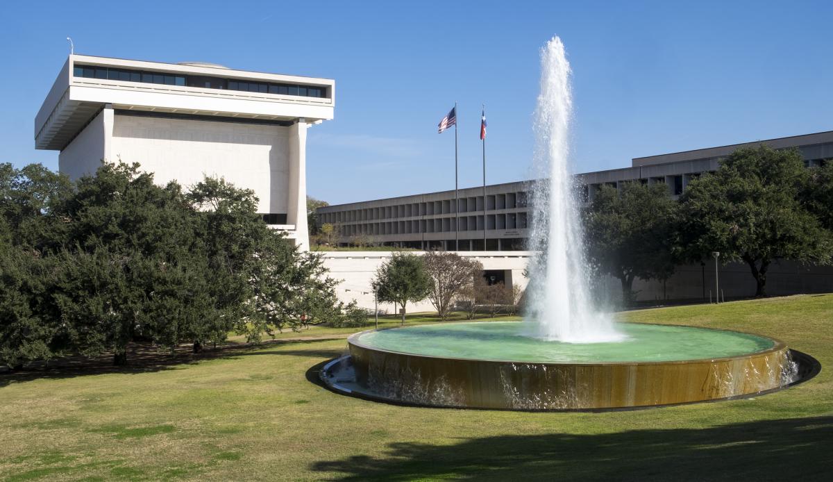 Image of the exterior of the LBJ Presidential Library.