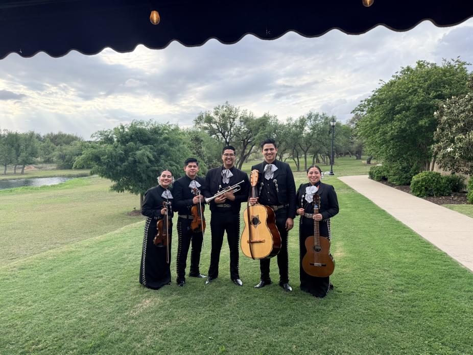 Mariachi Los Viajeros