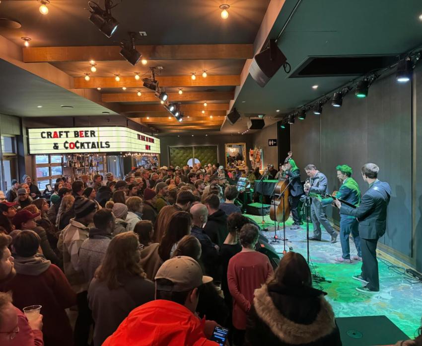 Concert at the Magic Rat in the Elizabeth Hotel