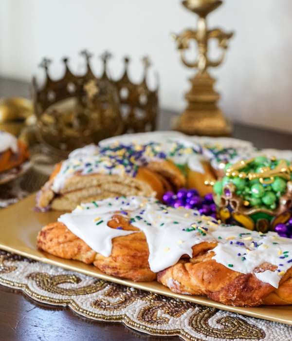 Manny Randazzo's King Cake