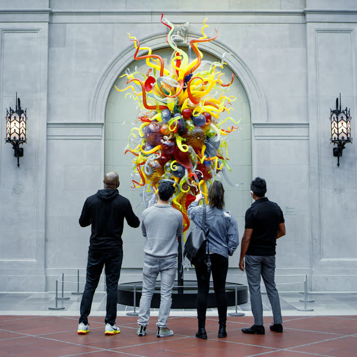 Group looking at art at Columbus Museum of Art