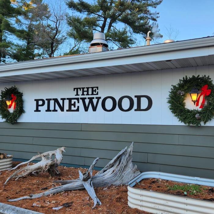 Pinewood Supper Club Exterior