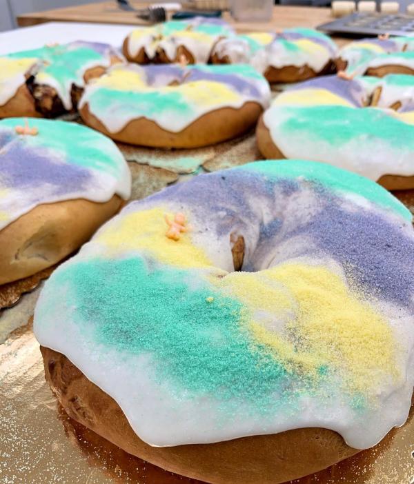 The bekery llc king cake