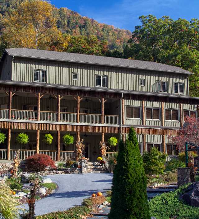 Historic Bed Breakfasts Inns In Lake Lure Chimney Rock Nc