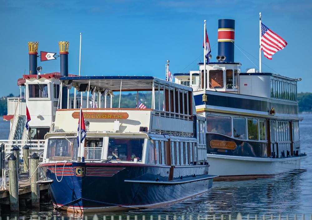Two Lake Geneva Cruise Line boats at the dock