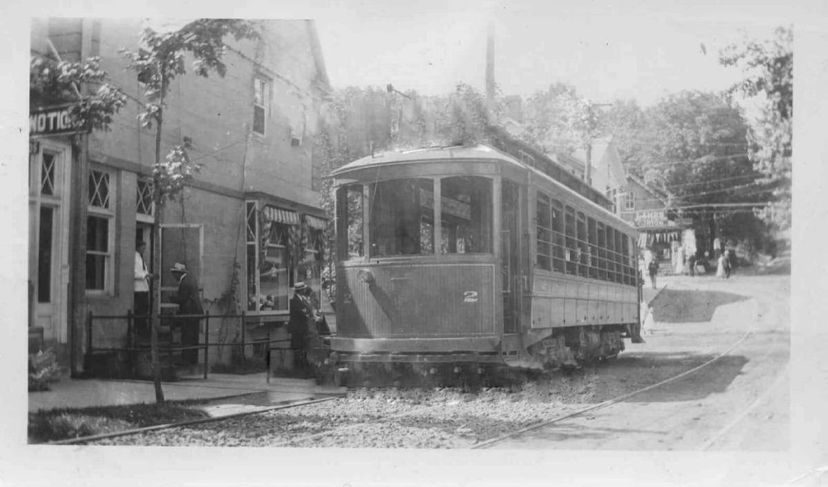 Pocono Historic Trolley Tour - Pocono Day Tripper