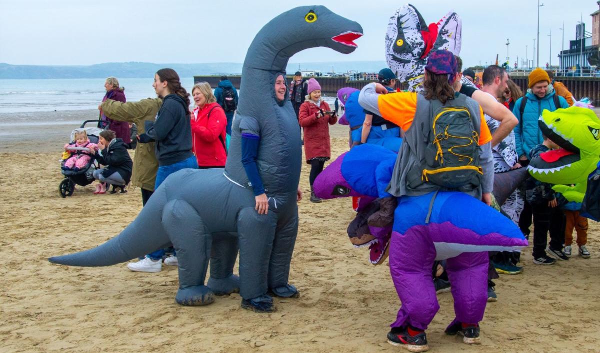 Chase the Dinosaur, Weymouth