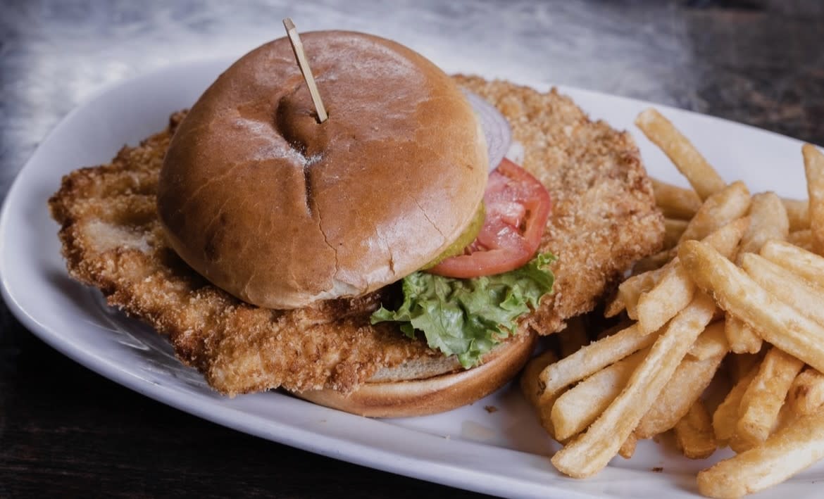 Murphys Pub house tenderloin