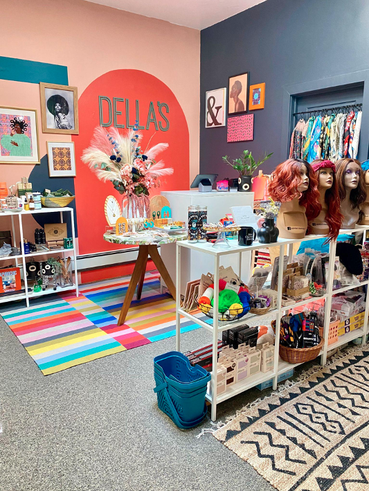 Della's Store Interior