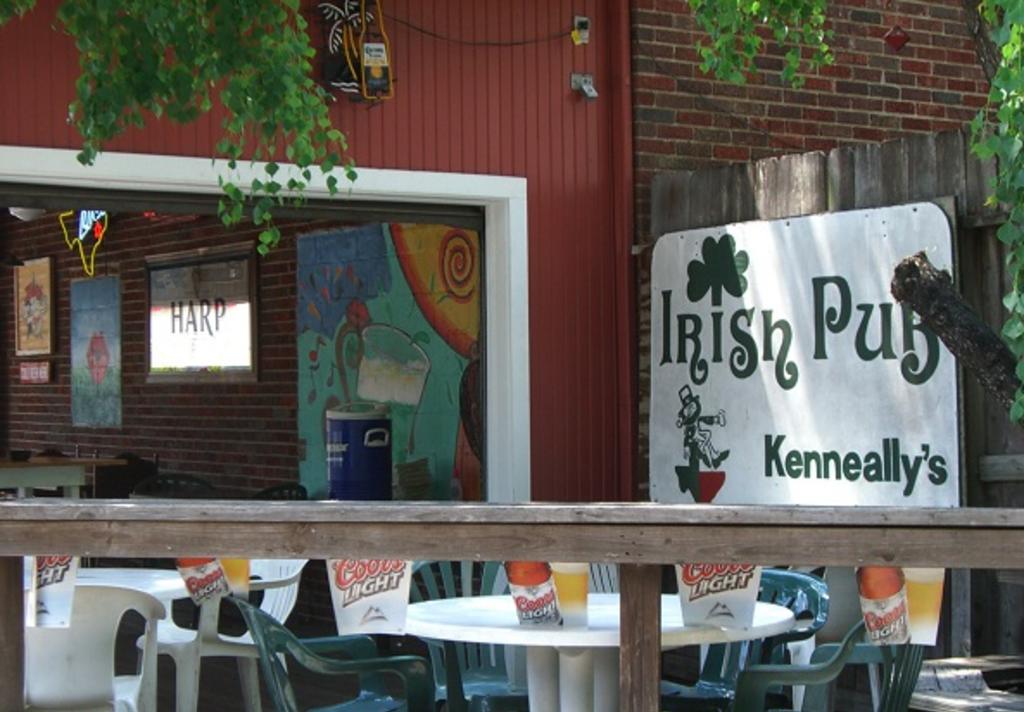 kenneally's irish pub