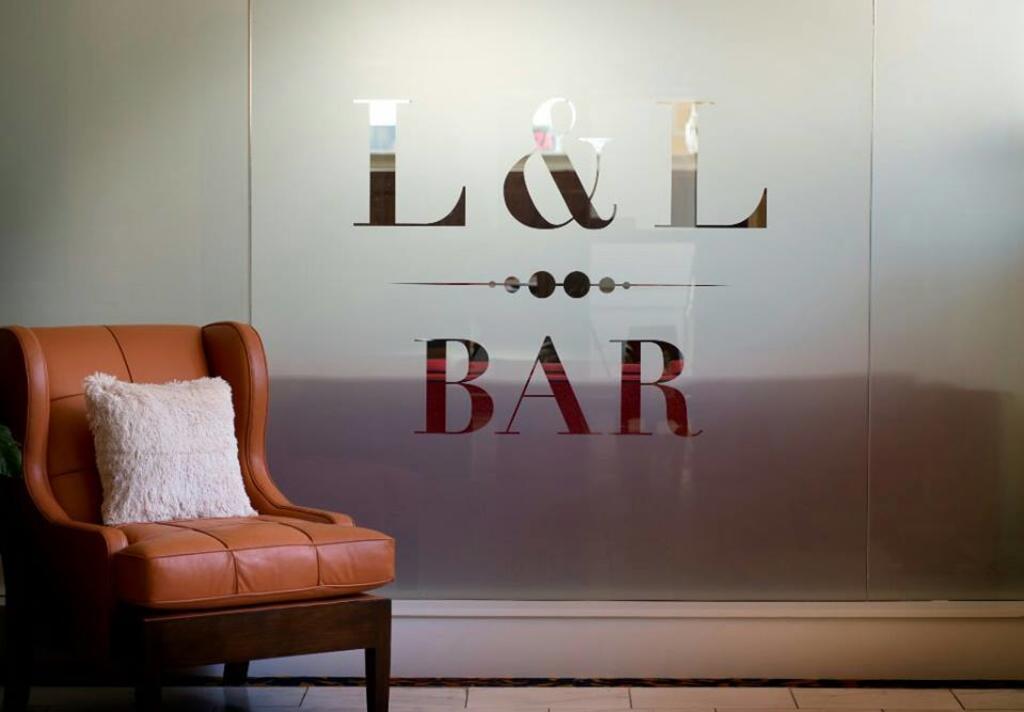 L&L Bar