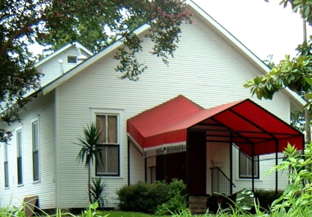 14 Pews