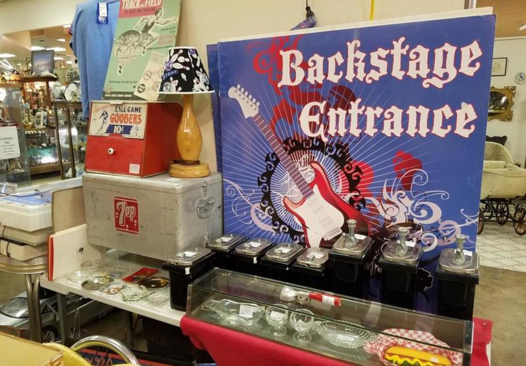 Antique center of texas