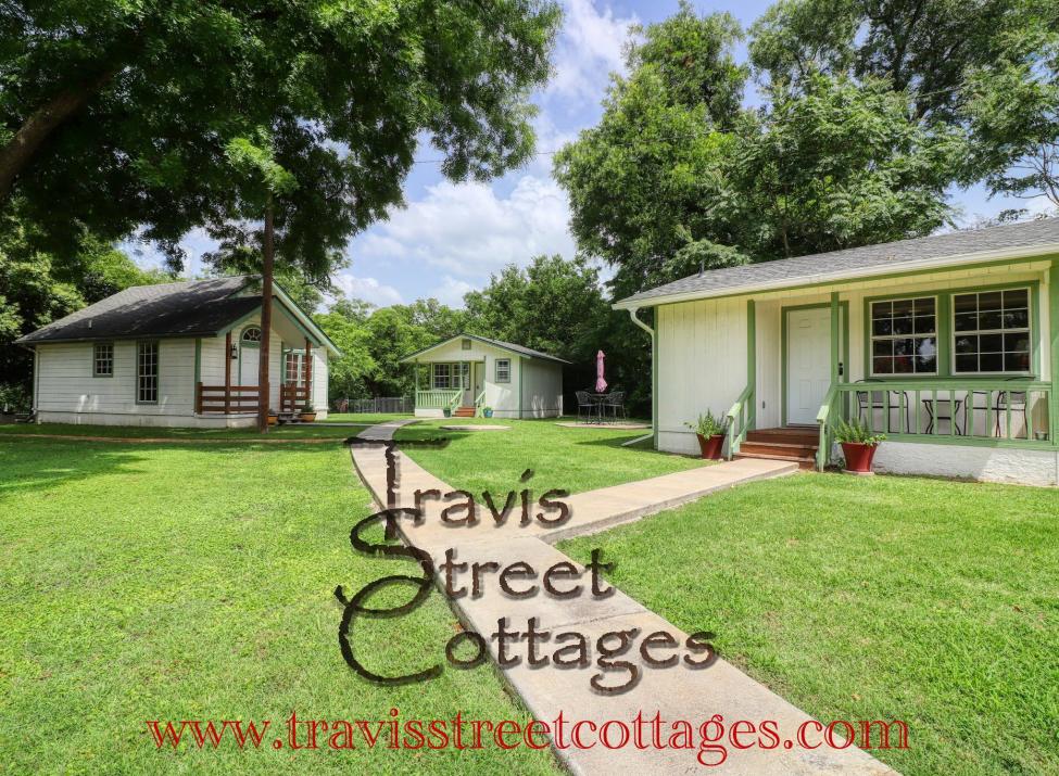 Travis Street Cottages