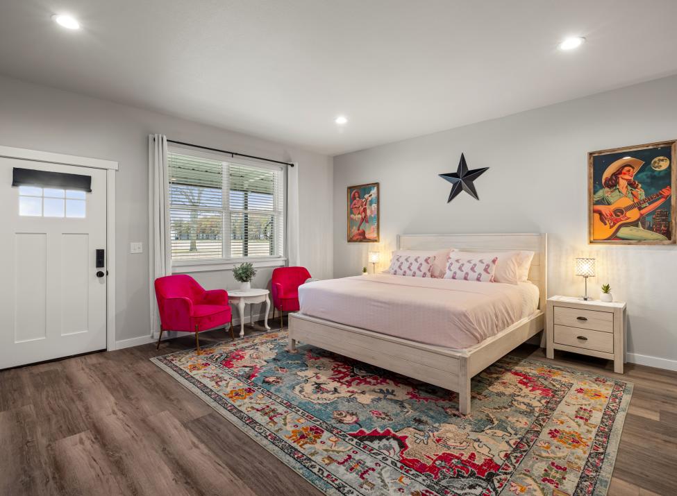 Bungalow 8 interior
