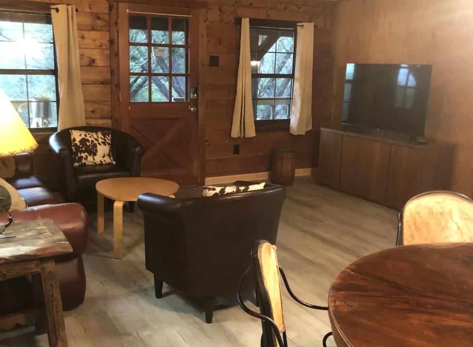 Living Dining Area