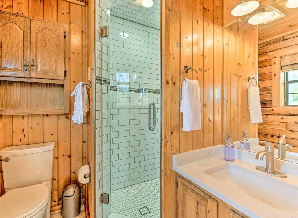 Second Primary Bathroom- Closest to Front Yard