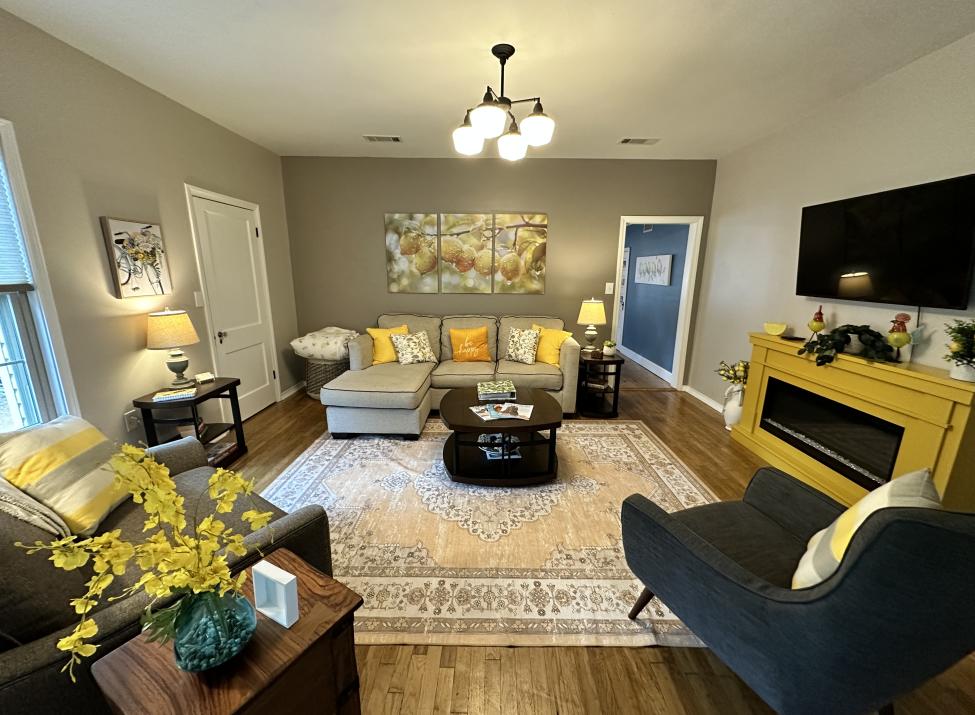 Lemon Drop Cottage of Granbury