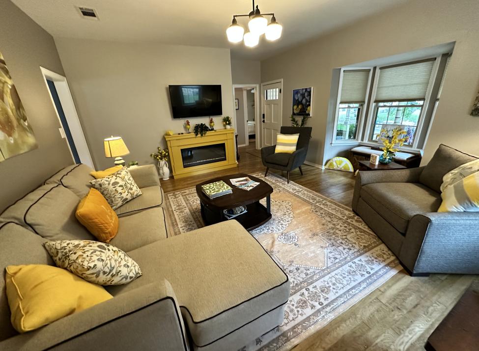 Lemon Drop Cottage of Granbury