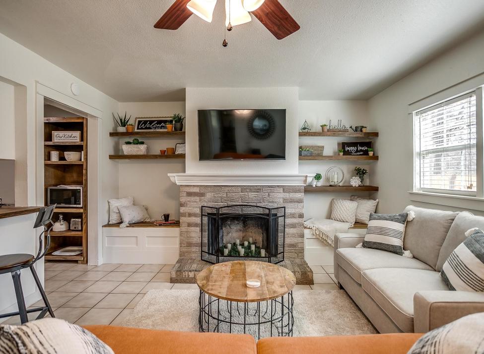 Living room2