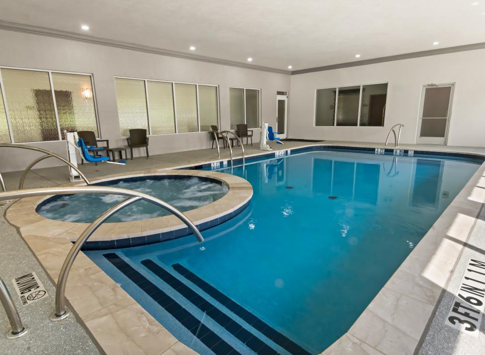 Recently Renovated Pool & Spa