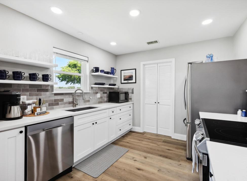 Fully Stocked Kitchen