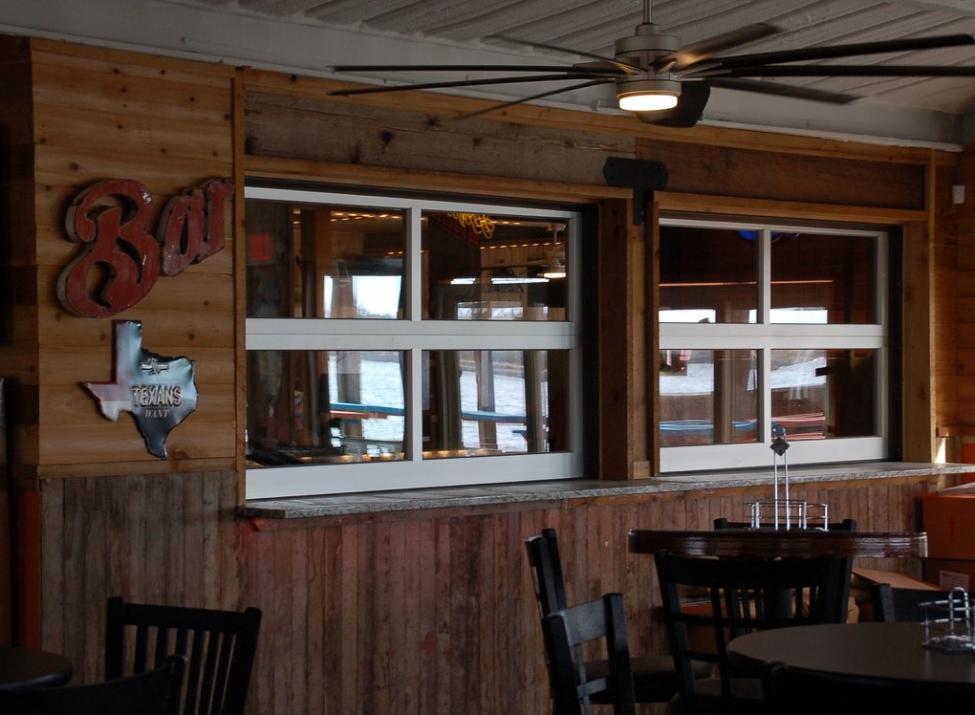 Rockin S Bar and Grill