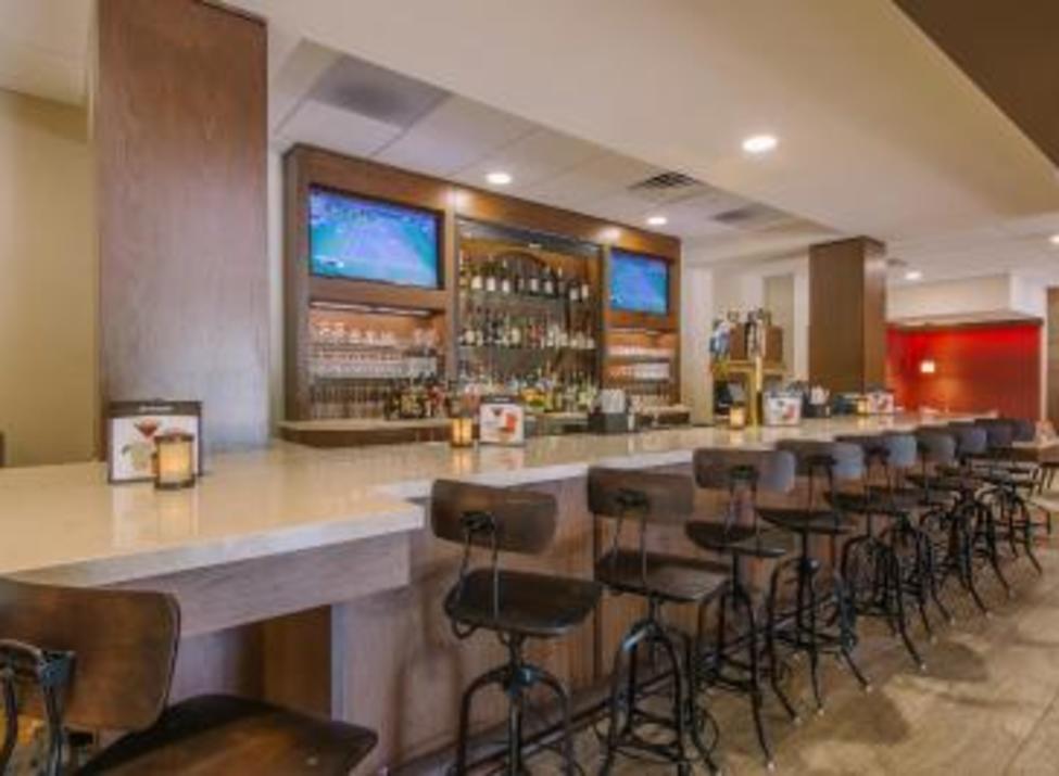 Hotel MTK Bar