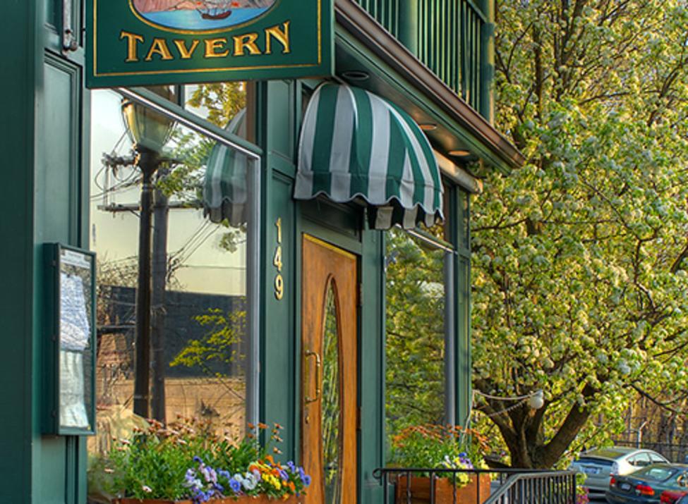 Maud's Tavern