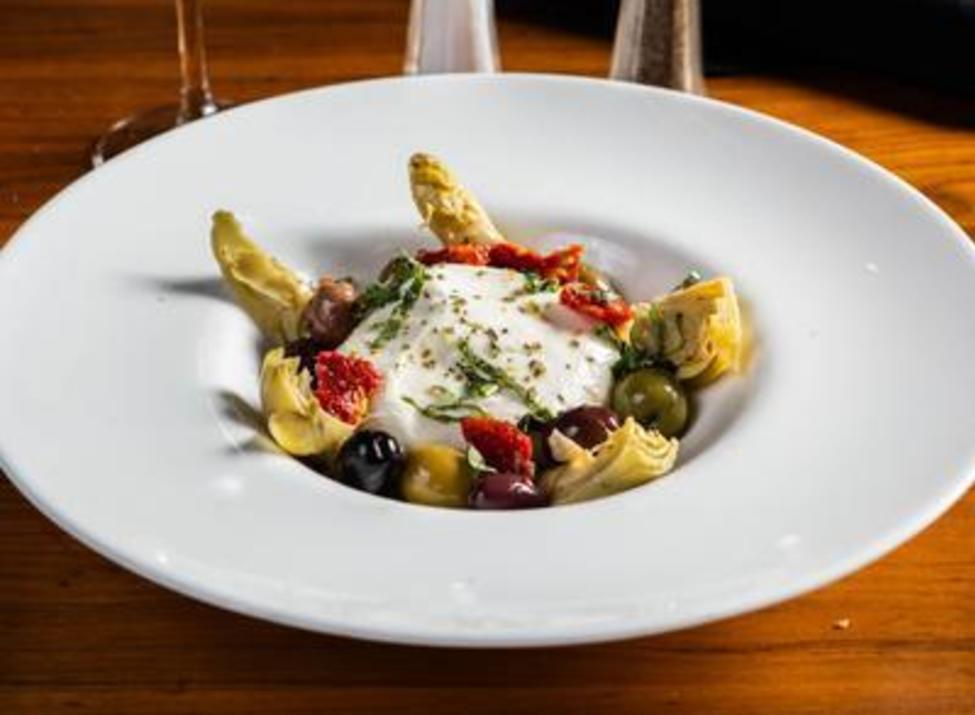 Modern Restaurant & Lounge