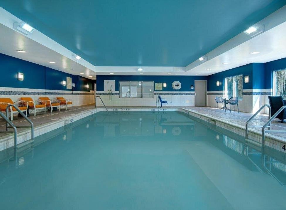 Hampton Inn Yonkers Pool