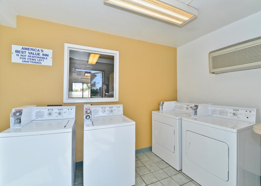 GUEST LAUNDRY