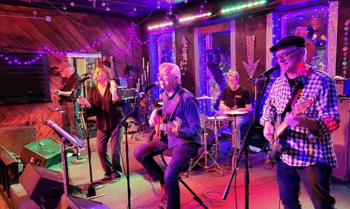 Crumpletons's Jazz haus NYE