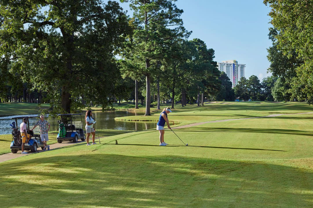 golfer on green