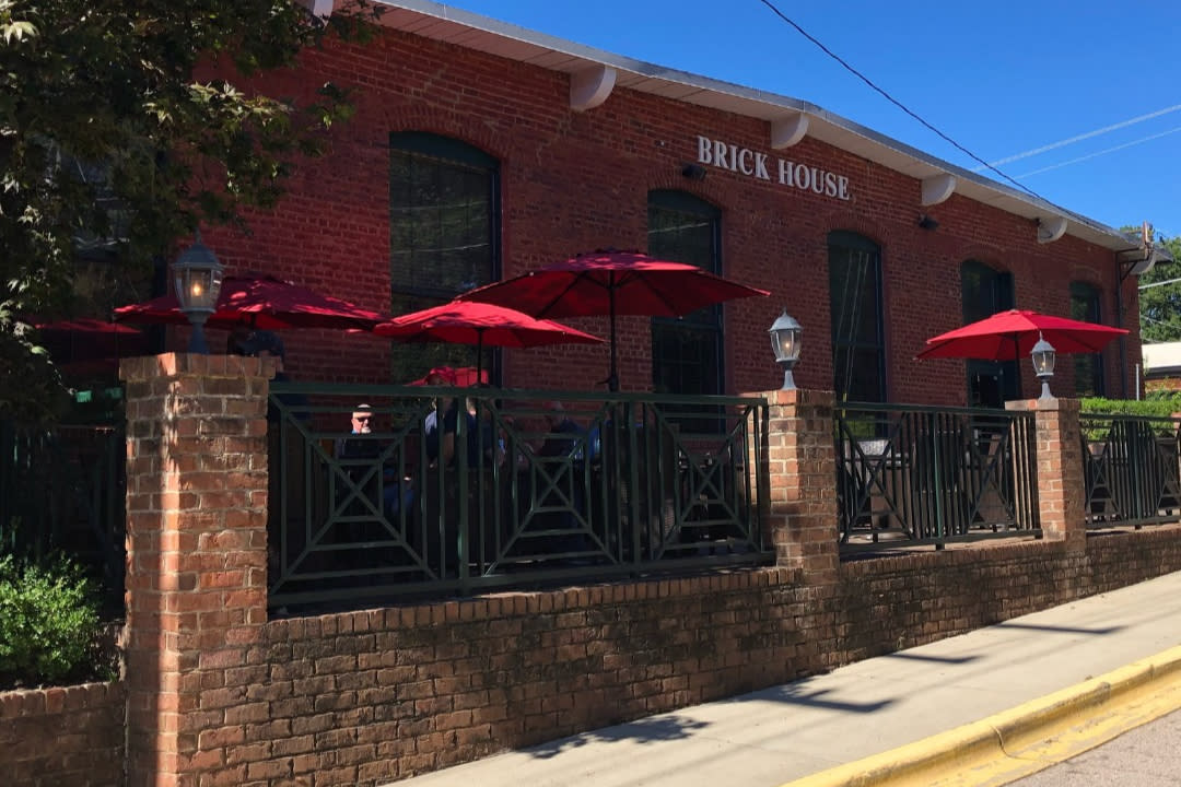 Brickhouse Tavern