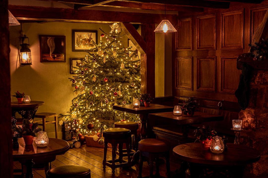 Christmas time at Filly Inn in the New Forest