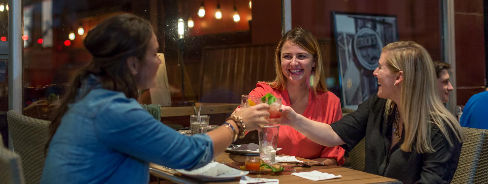 stocks-on-second-harrisburg-restaurant-row-happy-hour