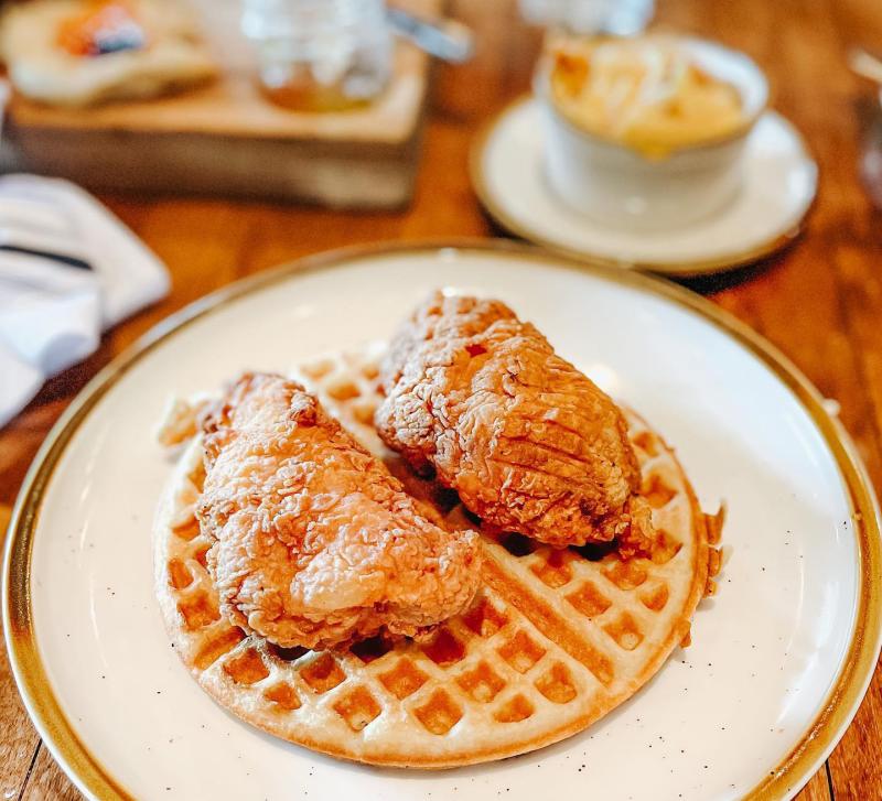 plate of chicken & waffles