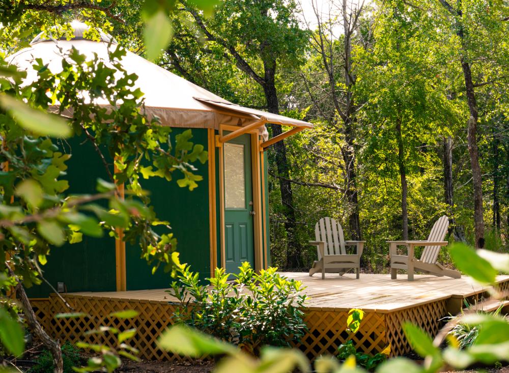 The Reserve at Greenleaf Room Patio Exterior in Bastrop