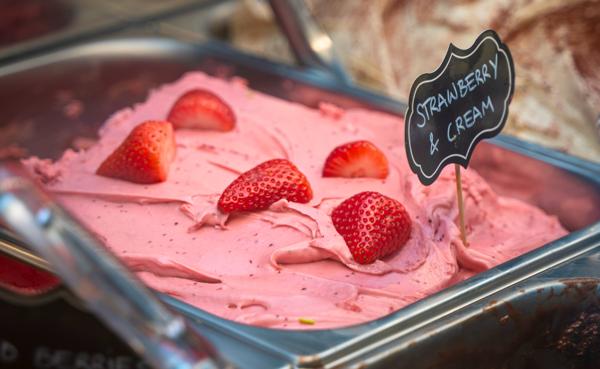 Strawberry and cream ice cream on display at Bella Di Casa in Lincoln