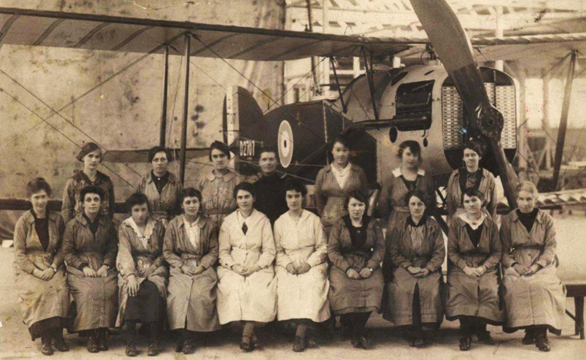 The female munitionettes from Lincolnshire, a group of women who contributed to the county's First World War efforts.