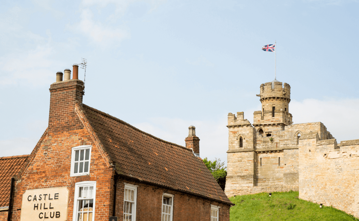 Lincoln castle on the hill 