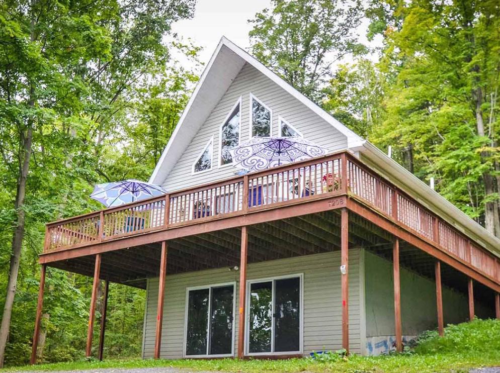 BUFFLEHEAD BUNGALO