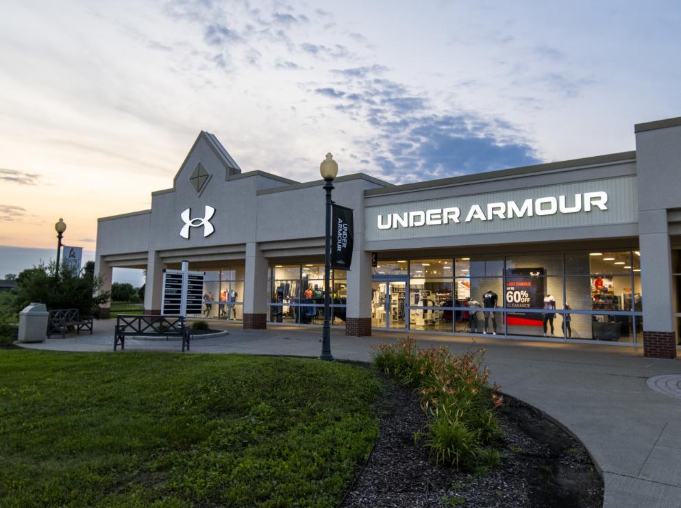 WATERLOO PREMIUM OUTLETS under armour