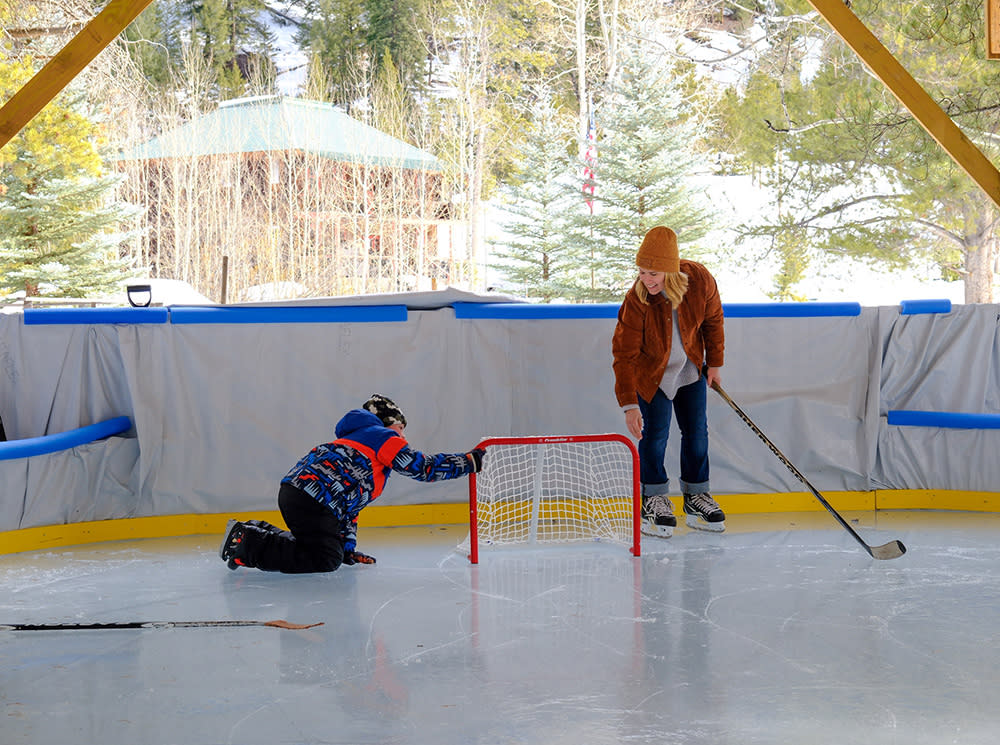 Arapaho Valley Ranch Ice Rink Hockey - Granby, Colorado