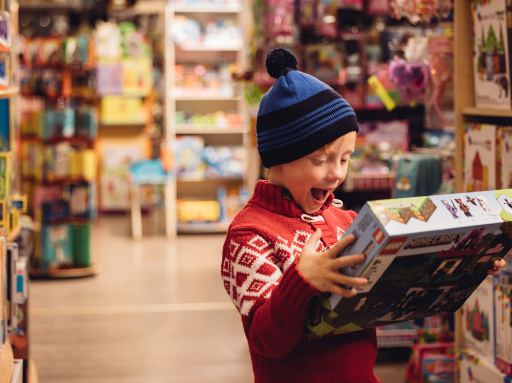 Home alone toy shop outlet