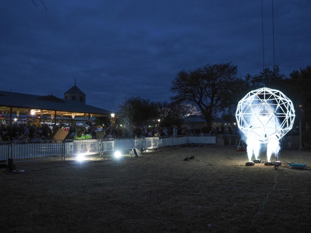 New Year's Ball Drop at Marktplatz
