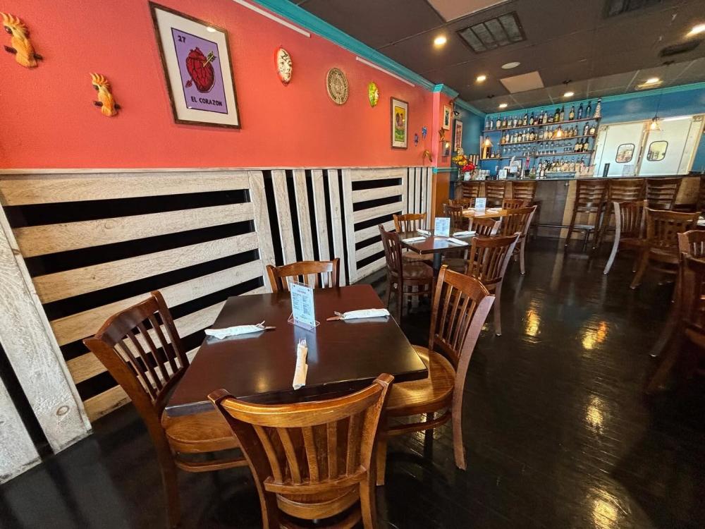 Interior view of Casa de Avila Tacos in Leesburg Virginia.