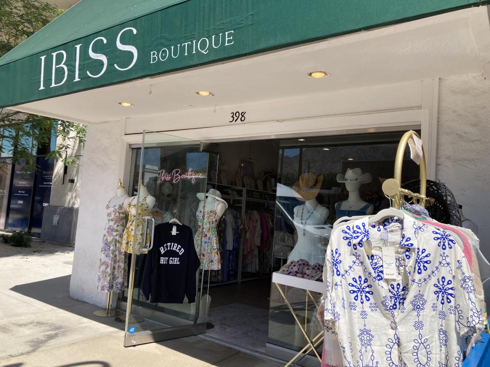 Storefront of Ibiss Boutique in Palm Springs